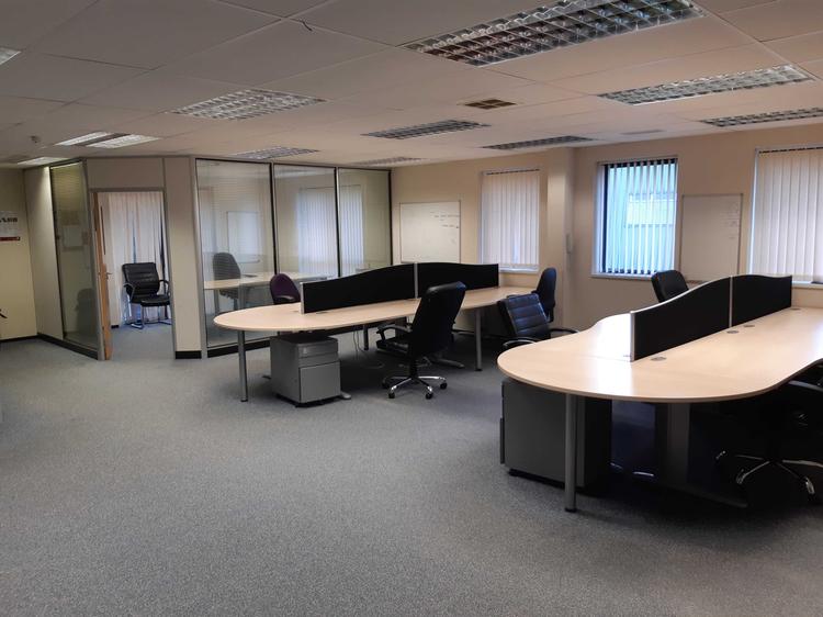 Property To Let 5 Lansdowne Court, Bumpers Farm, CHIPPENHAM, SN14 6RZ Propertylink