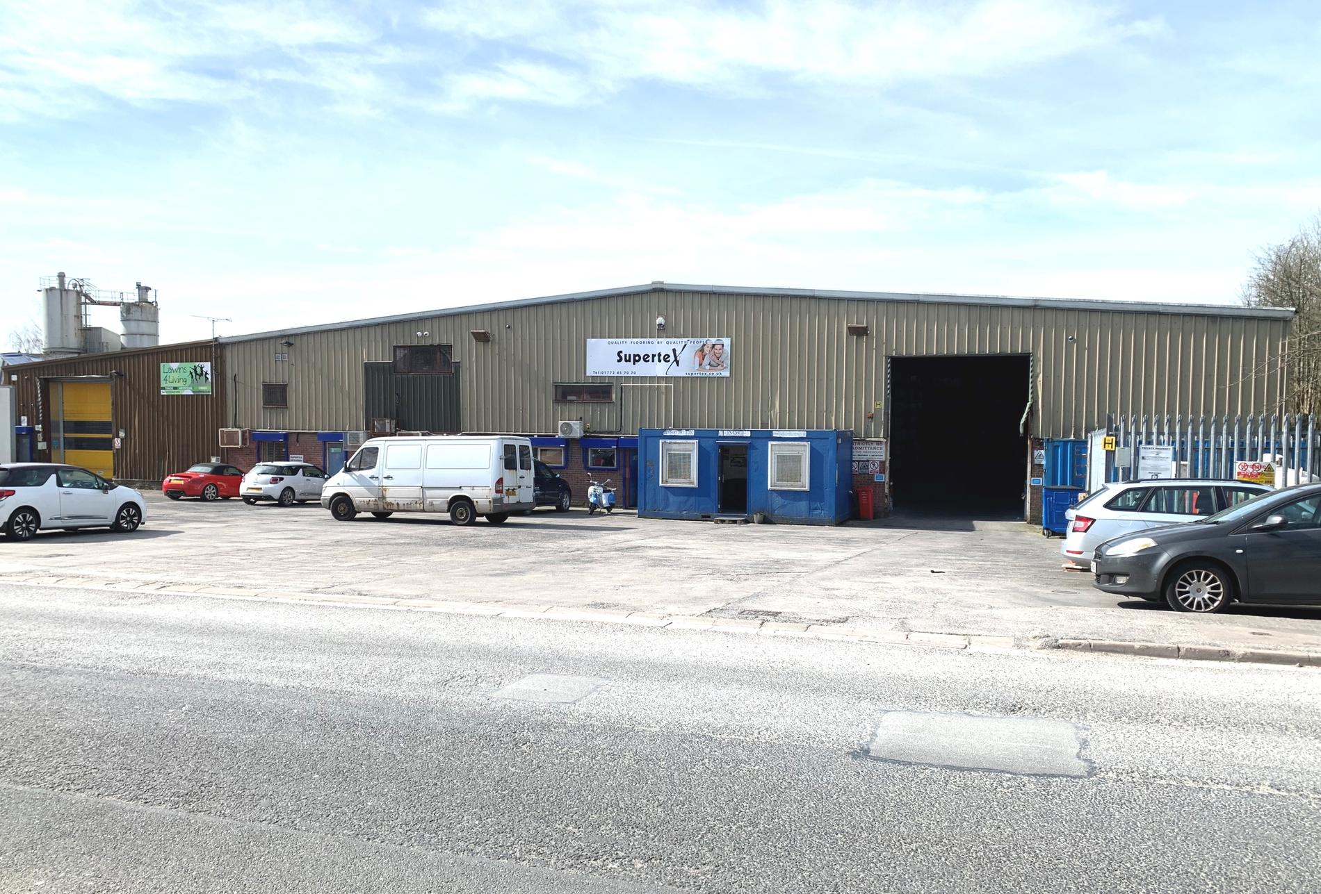Property To Let To Let WAREHOUSE/INDUSTRIAL PREMISES WITH YARD