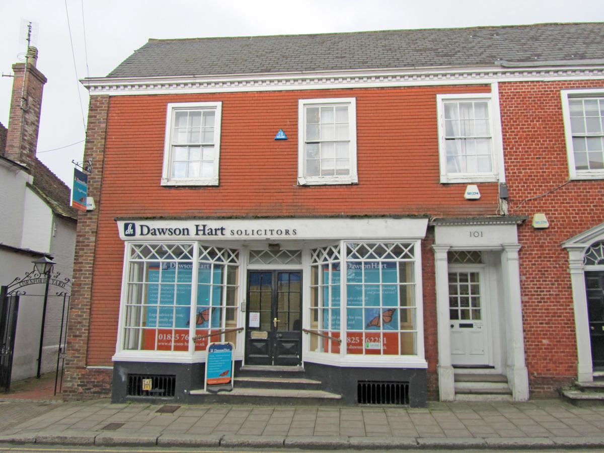 4 retail properties for rent in Uckfield, East Sussex, UK Page 1