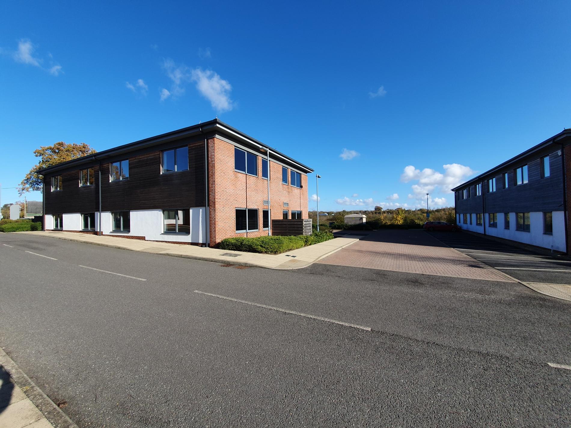 8 commercial properties for rent in Stansted, Essex, UK Page 1