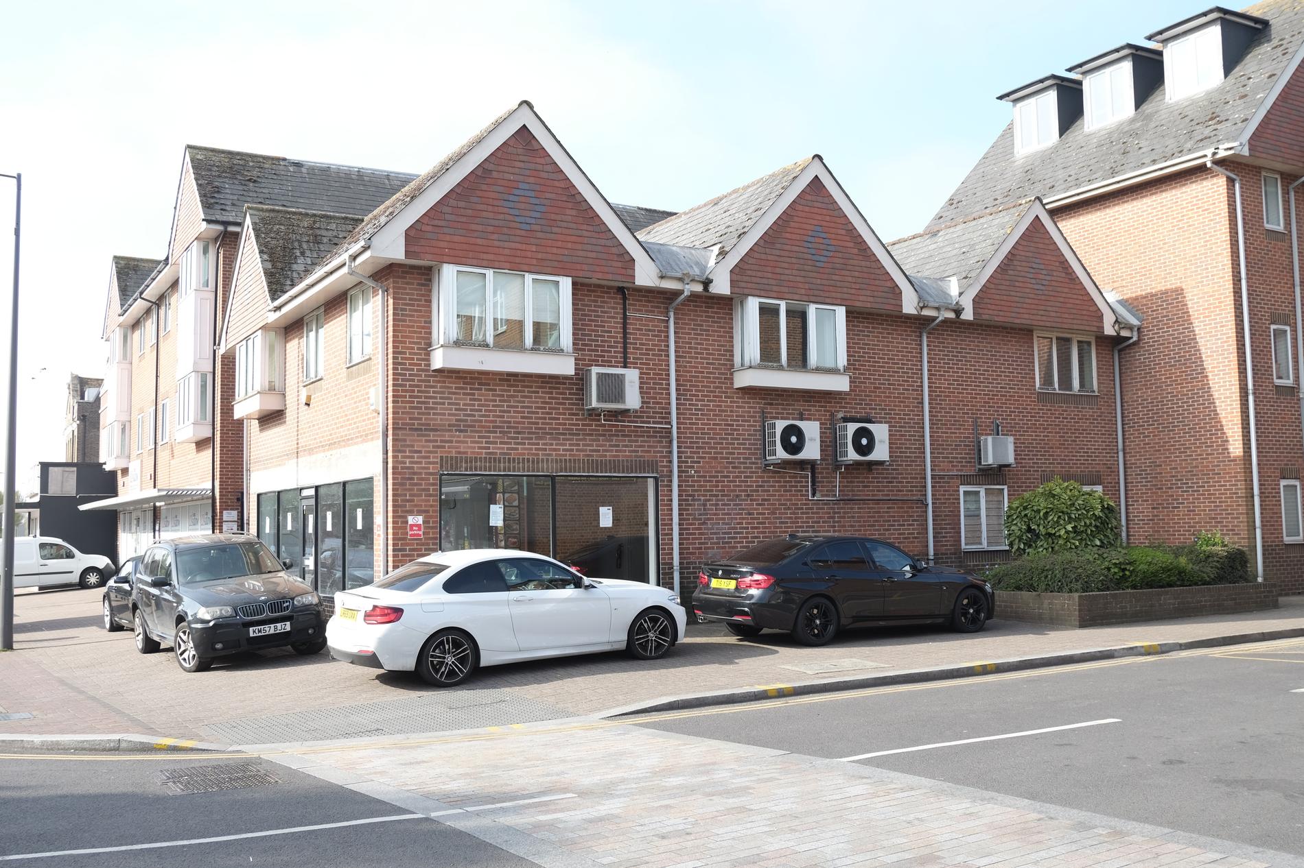 1 retail properties for rent in Waltham Cross, Hertfordshire, UK Page 1