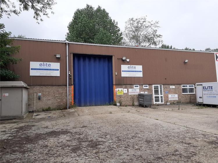 12 commercial properties for rent in Romsey, Hampshire, UK Page 1