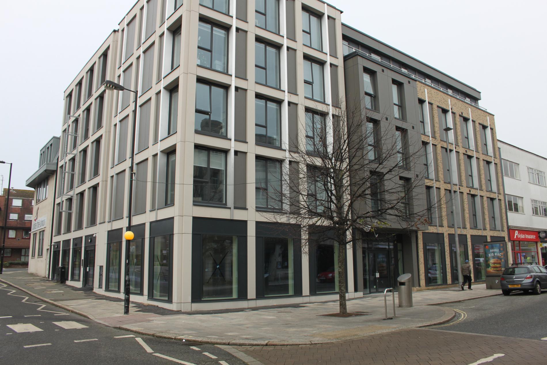 35 retail properties for rent in Southampton, UK Page 1