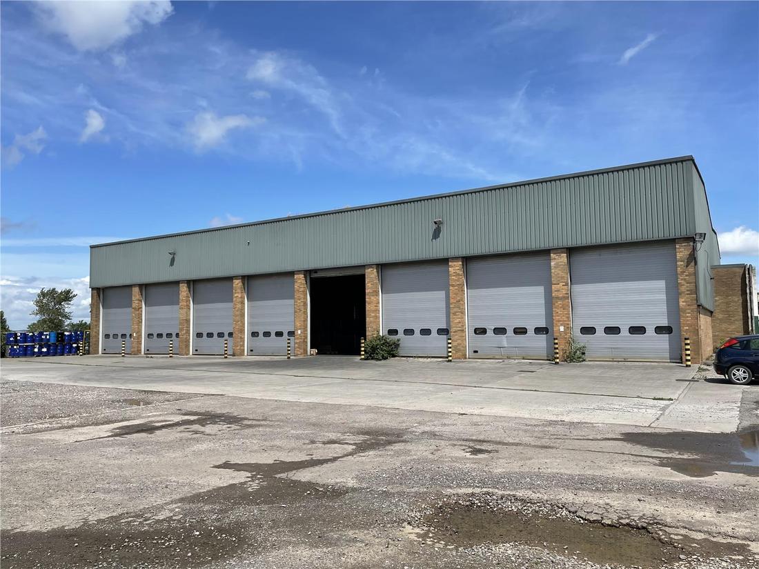 442 distribution warehouses for sale in the UK Page 1