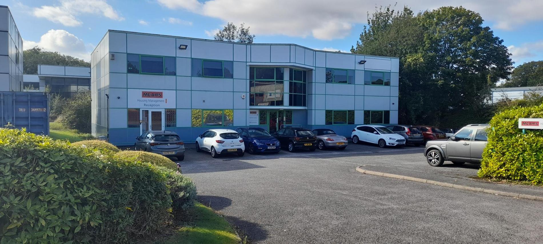 17 commercial properties for sale in Basingstoke, Hampshire, UK Page 1