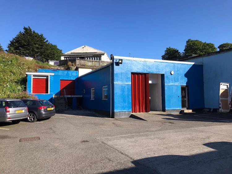 1000 commercial properties for sale in the UK Page 1