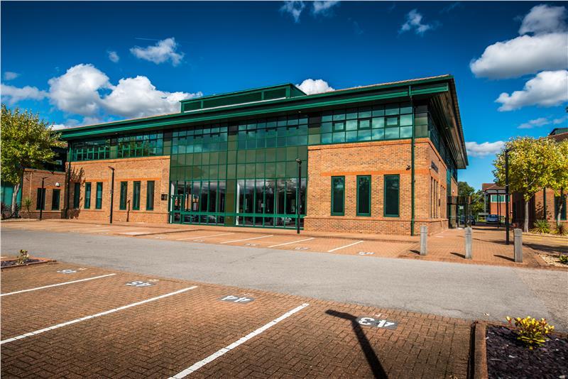 24 commercial properties for rent in Leatherhead, Surrey, UK Page 1